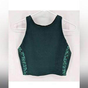 Athleta Conscious Crop